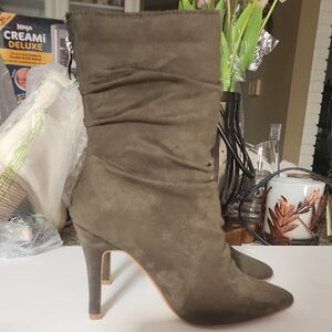 Source Unknown Olive Ankle Boots